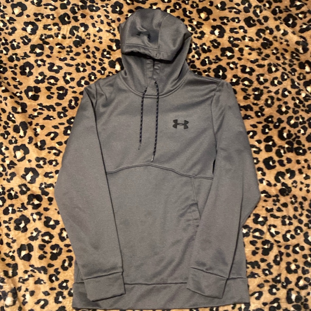 Boys Under Armour hooded sweatshirt size small